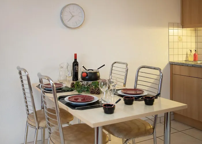 Reze 5 By Interhome * 奥瓦伦纳茨