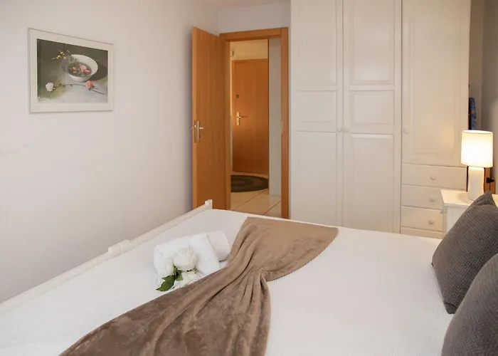 Reze 5 By Interhome *