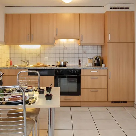 Reze 5 By Interhome Daire Ovronnaz
